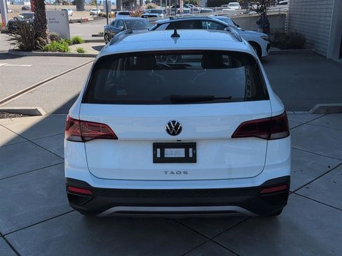 Used 2023 Volkswagen Taos S image 7