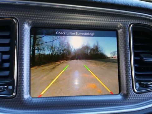 Used 2015 Dodge Challenger SRT Hellcat image 16