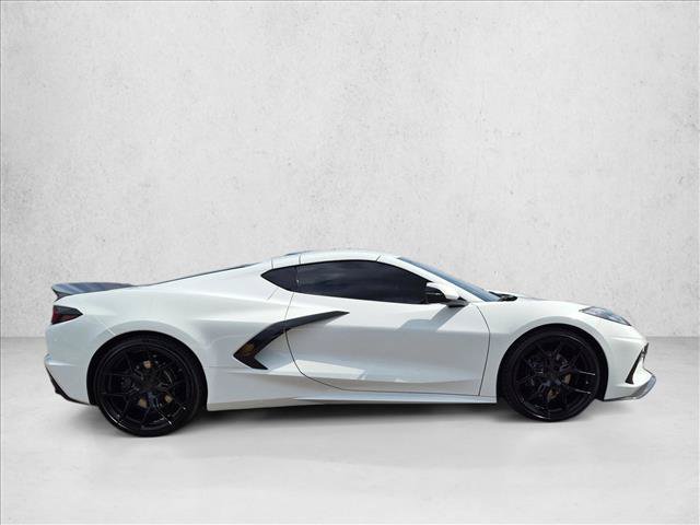 Used 2020 Chevrolet Corvette Stingray Preferred Cpe w/ 2LT Preferred Equipment Group RWD image 4