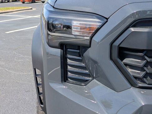 New 2026 Toyota Tacoma TRD Off-Road AWD/4WD image 10