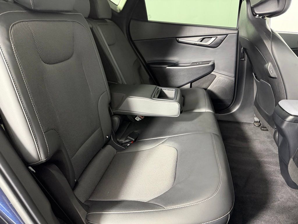 Used 2024 Kia EV6 Light RWD image 28