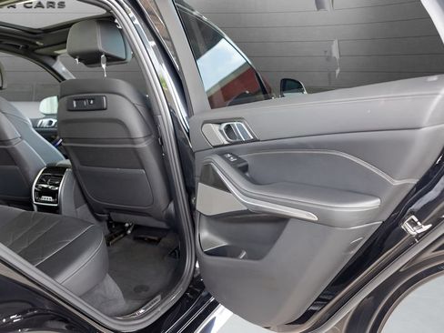 Used 2023 BMW X5 M50i w/ Climate Comfort Package AWD/4WD image 58