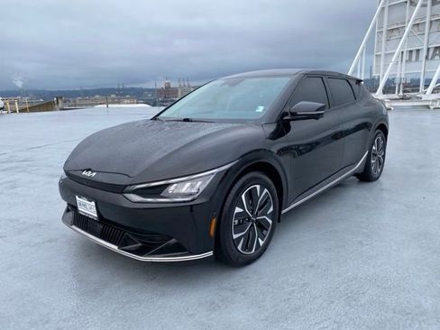Used 2022 Kia EV6 Wind w/ Wind Technology Package image 4