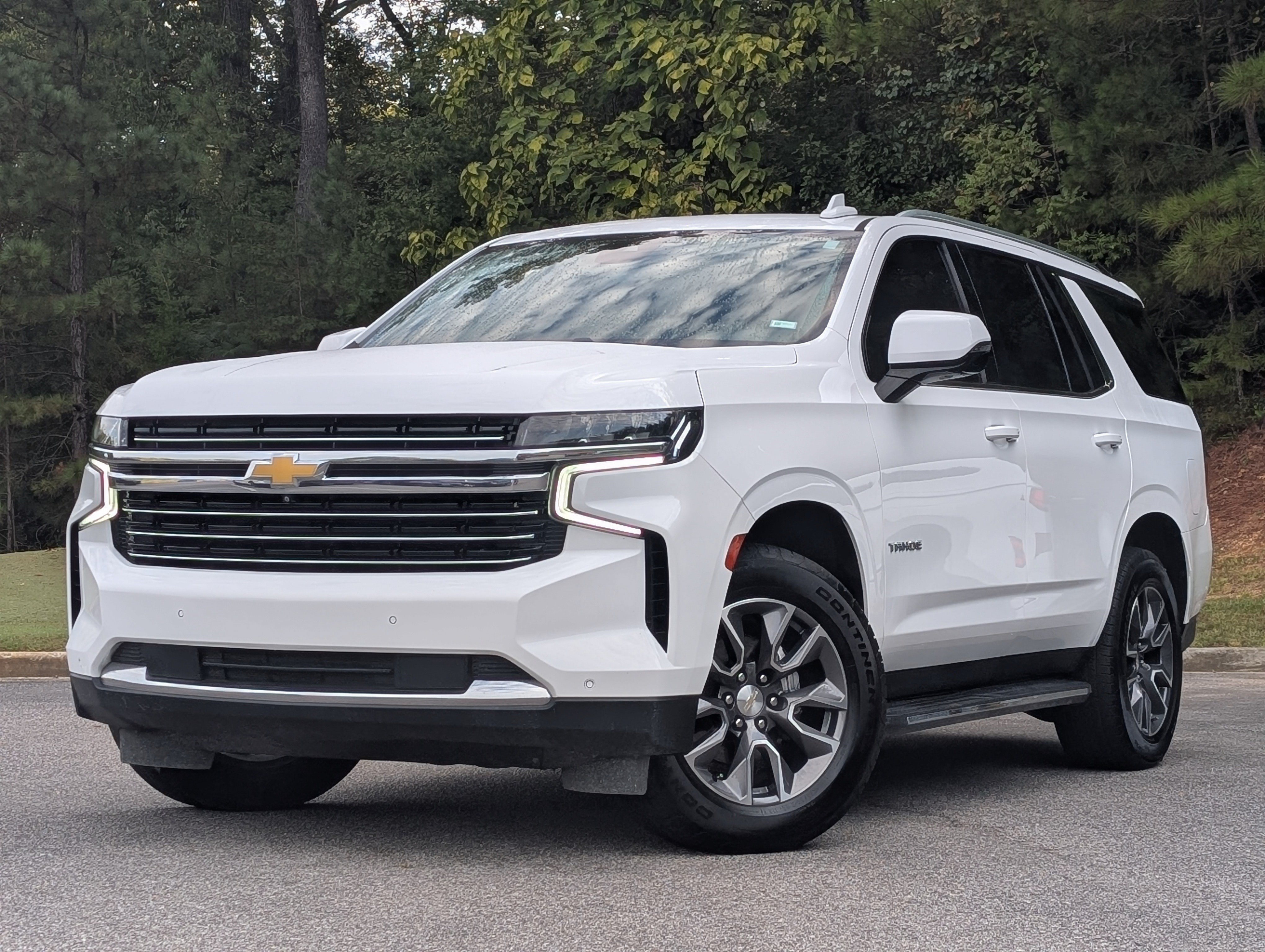 Used 2023 Chevrolet Tahoe LT w/ Luxury Package RWD image 4