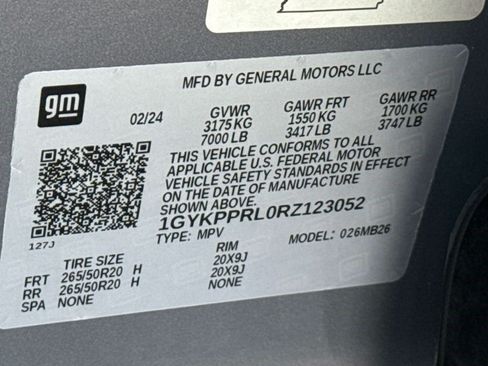 Certified 2024 Cadillac Lyriq Luxury AWD/4WD image 30