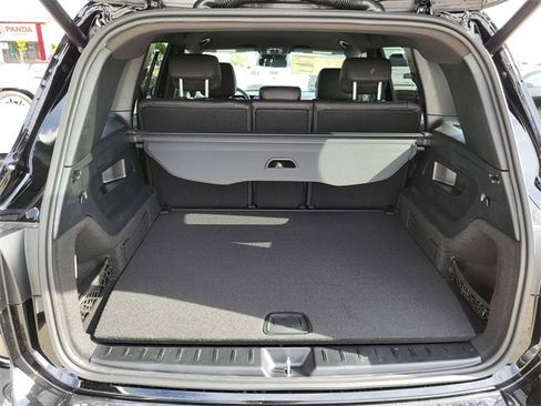New 2025 Mercedes-Benz GLB 250 4MATIC image 8