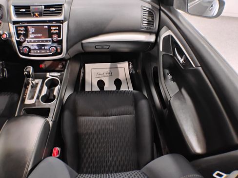 Used 2018 Nissan Altima 2.5 SV image 75