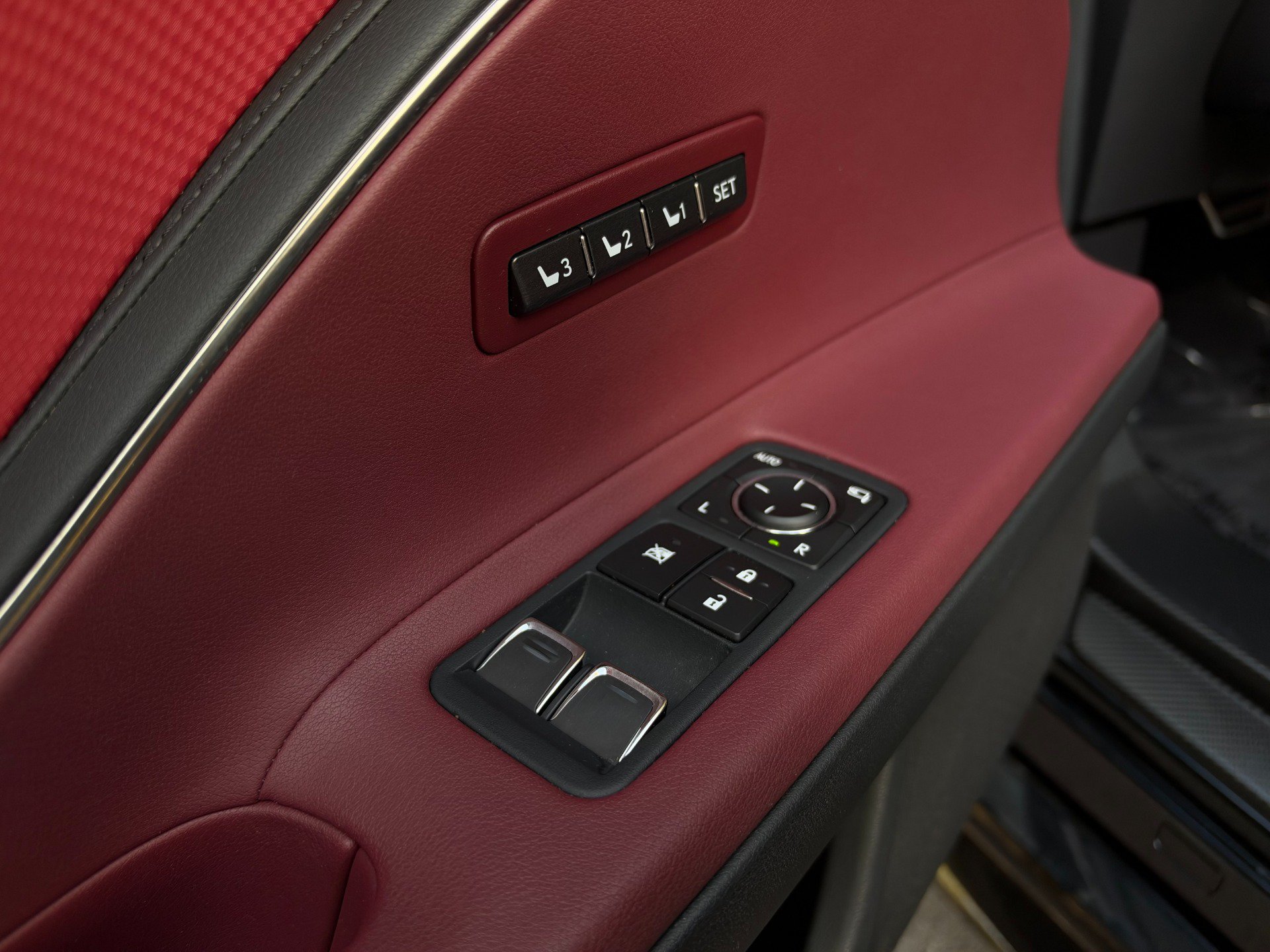 Used 2021 Lexus LC 500 Convertible w/ Touring Package RWD image 60