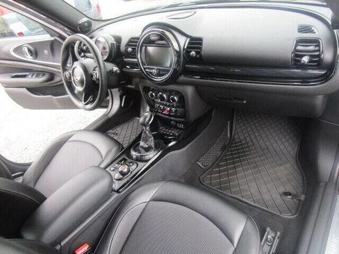 Used 2016 MINI Cooper Clubman image 21