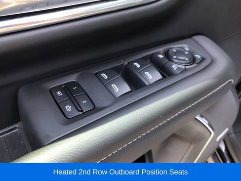Certified 2023 GMC Yukon SLT w/ SLT Premium Package AWD/4WD image 18