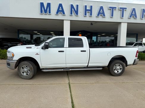 Used 2023 RAM 2500 Tradesman AWD/4WD image 8
