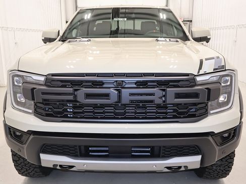 New 2025 Ford Ranger Raptor image 3