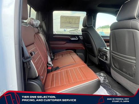 New 2026 GMC Sierra 2500 Denali Ultimate AWD/4WD image 17
