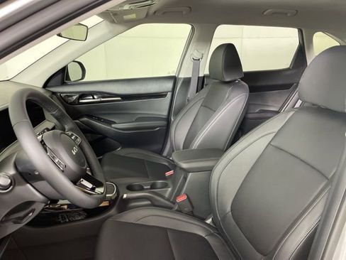 New 2026 Kia Seltos EX image 18