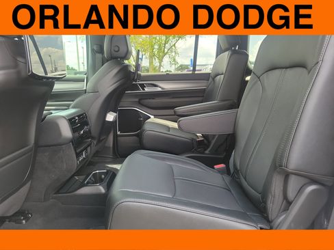 New 2026 Jeep Grand Wagoneer L Limited AWD/4WD image 10