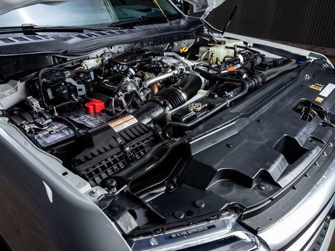 Used 2026 Ford F250 Platinum w/ Platinum Plus Package image 41