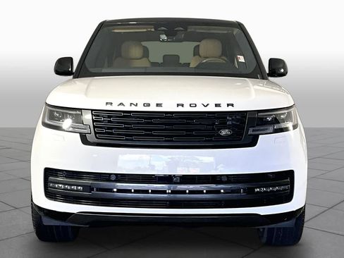 Used 2025 Land Rover Range Rover SE AWD/4WD image 4