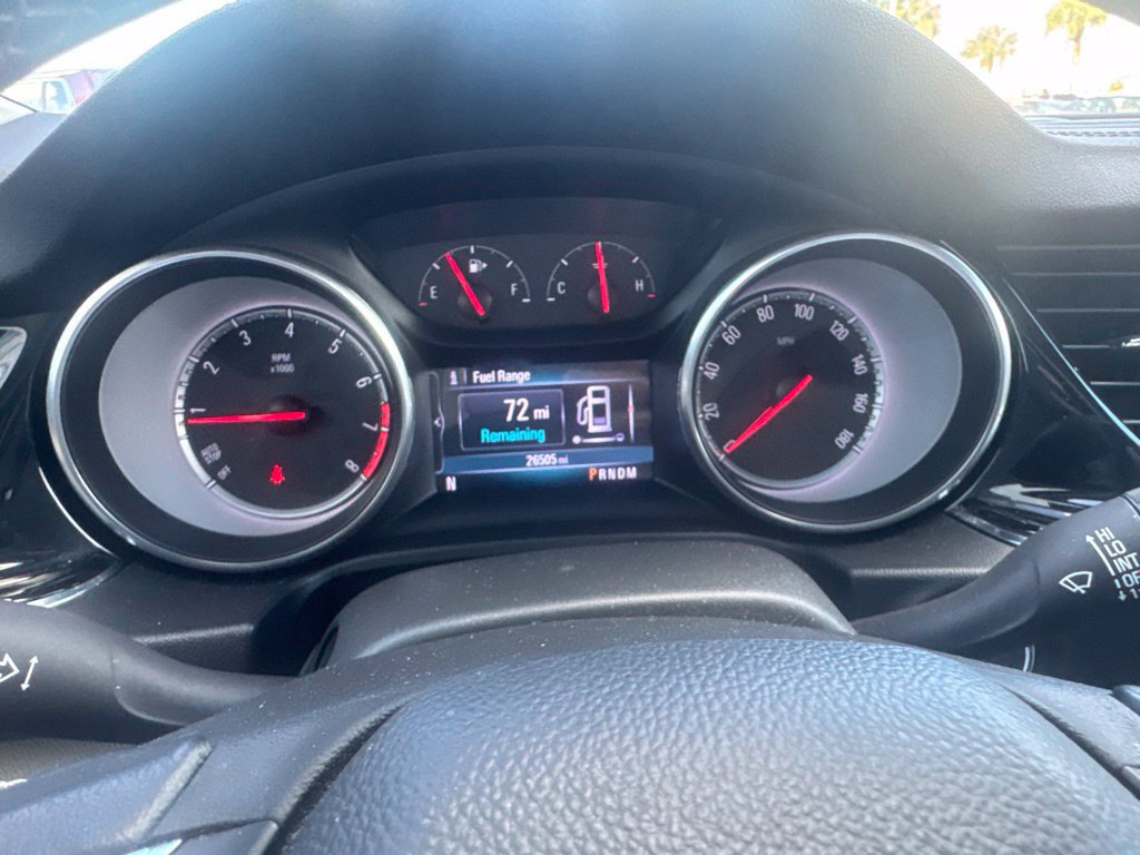 Used 2018 Buick Regal Essence w/ Driver Confidence Package #1 FWD image 13