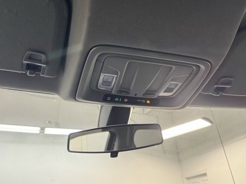 Used 2020 Chevrolet Silverado 1500 Custom w/ Custom Value Package image 24