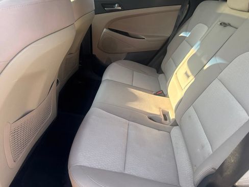 Used 2018 Hyundai Tucson Value FWD image 13