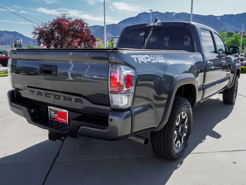 Certified 2023 Toyota Tacoma TRD Off-Road w/ Technology Package AWD/4WD image 8
