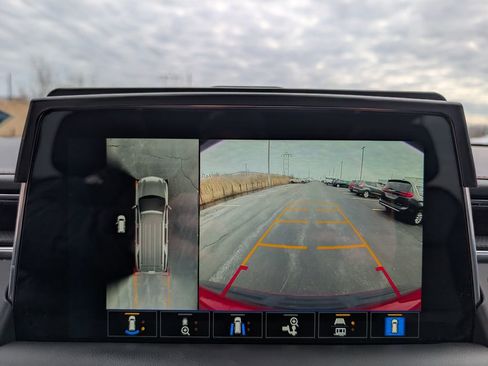 Used 2023 Chevrolet Tahoe RST w/ Luxury Package image 18