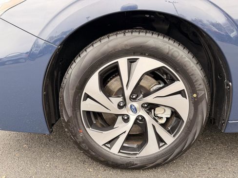 Certified 2025 Subaru Legacy Premium image 10