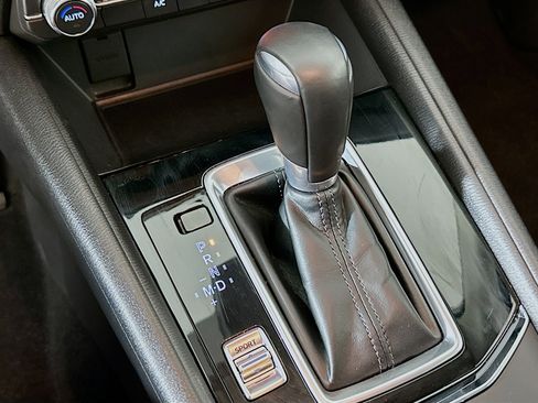 Used 2025 MAZDA CX-5 AWD 2.5 S w/ Select Package image 24