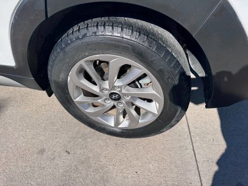 Used 2017 Hyundai Tucson SE image 13