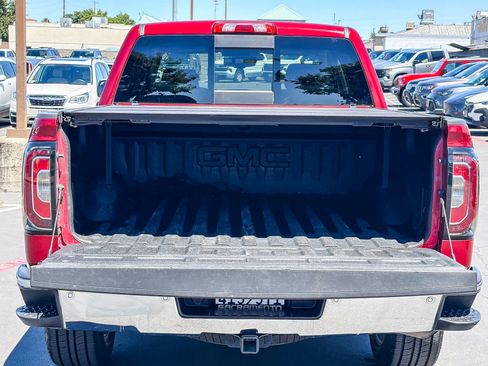 Used 2018 GMC Sierra 1500 SLT AWD/4WD image 25