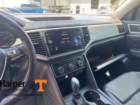 Used 2018 Volkswagen Atlas SE FWD image 16