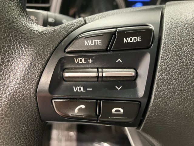 Used 2020 Hyundai Elantra SE w/ Cargo Package (C1) FWD image 18