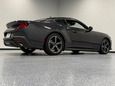Certified 2024 Ford Mustang Coupe RWD image 12