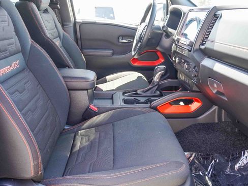 Used 2024 Nissan Frontier PRO-4X AWD/4WD image 19