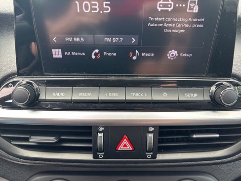 Used 2023 Kia Forte LXS w/ LXS Technology Package FWD image 20
