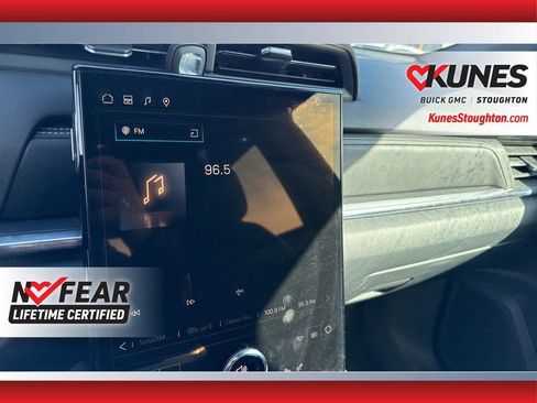 Used 2025 GMC Terrain Elevation image 29