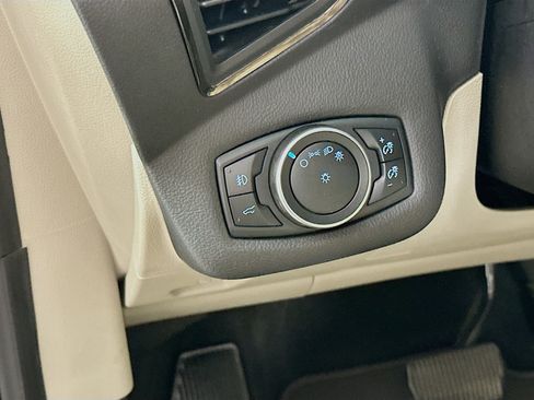 Used 2017 Ford Escape Titanium w/ Equipment Group 301A FWD image 17