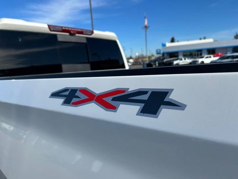 Used 2025 Chevrolet Silverado 1500 LTZ w/ LTZ Premium Package image 36