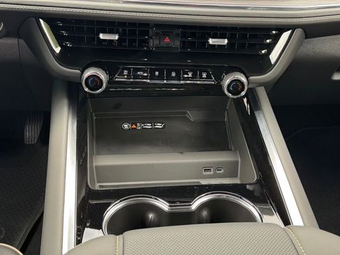 New 2026 Chevrolet Tahoe Premier image 21