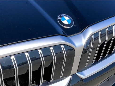 Used 2025 BMW 530i image 29