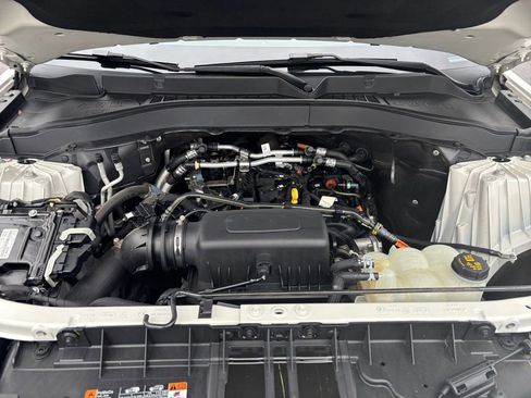 Used 2021 Ford Explorer XLT w/ Equipment Group 202A image 25