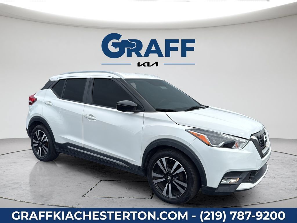 Used 2018 Nissan Kicks SR FWD image 10