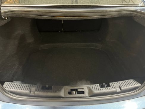 Used 2018 Ford Taurus SEL w/ Equipment Group 201A FWD image 26
