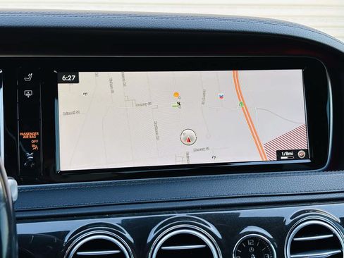 Used 2017 Mercedes-Benz S 550 Sedan image 20