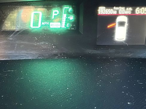 Used 2013 Toyota Prius C Two FWD image 31