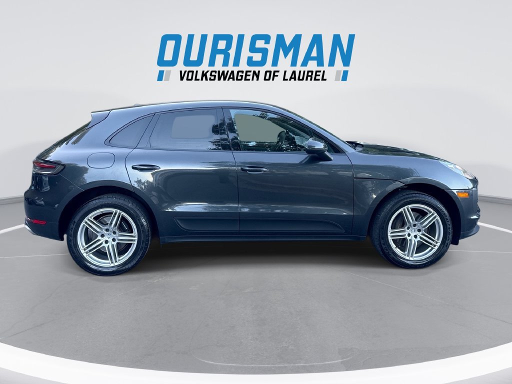 Used 2020 Porsche Macan AWD/4WD image 9
