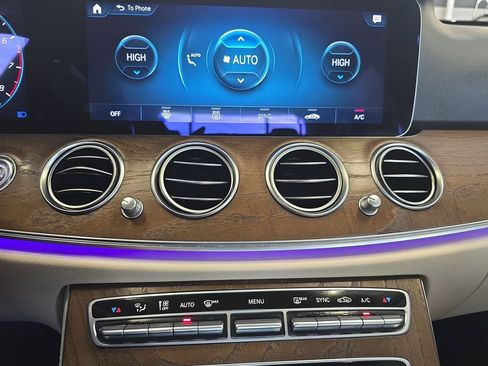 Certified 2021 Mercedes-Benz E 350 4MATIC Sedan image 24