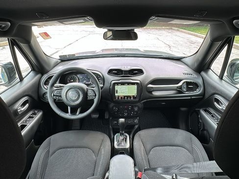 Used 2022 Jeep Renegade Altitude AWD/4WD image 27