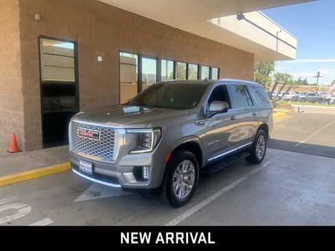 Certified 2024 GMC Yukon Denali AWD/4WD image 1