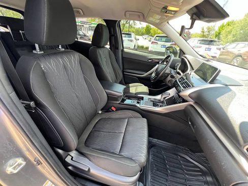 Used 2020 Mitsubishi Eclipse Cross SE FWD image 28
